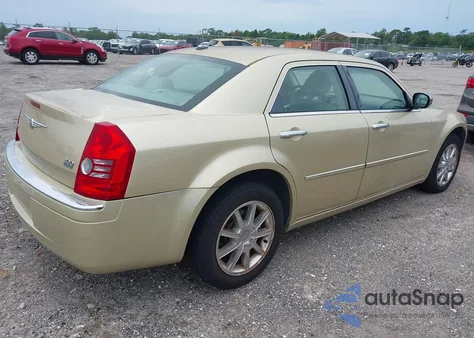 2010 Chrysler 300 Limited из США, поврежденный, VIN 2C3CK3CV8AH210878
